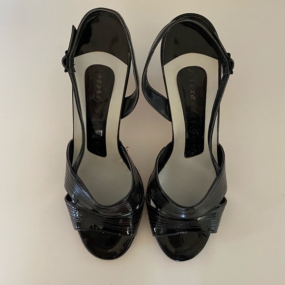 Impo Vintage Black Patent Leather Open Toe Heels Size 8M EXCELLENT CONDITION - Picture 3 of 12